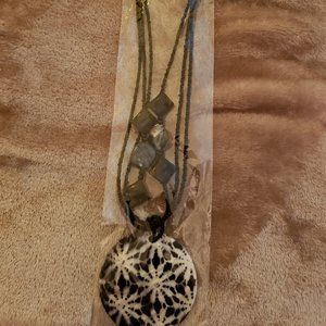 Black and White Shell Necklace and Earrings